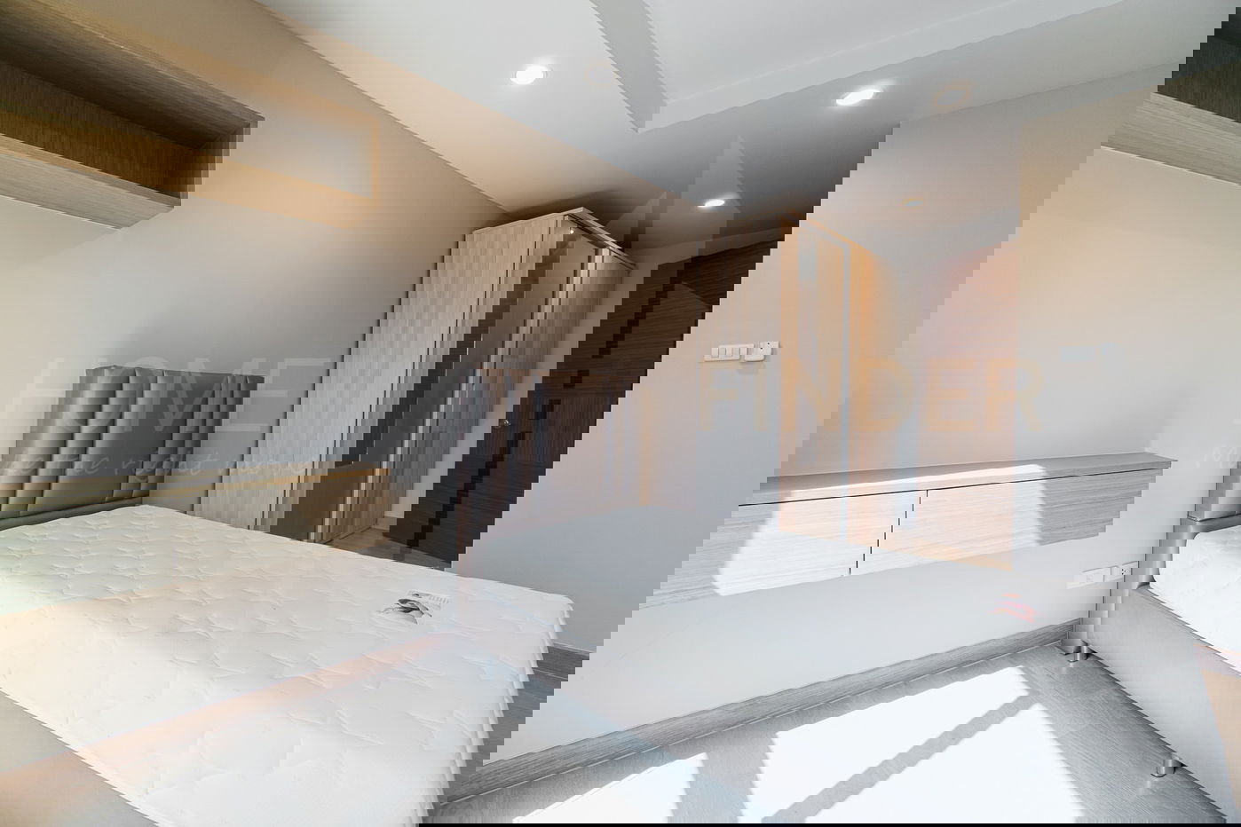 picture Avenue 61 4 bedrooms, for sale - 7/12