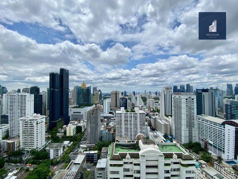 รูป Noble BE19 BTS Asoke 1Bed 1Bath Corner unit with King Bed Take City View - รูปที่ 11/11