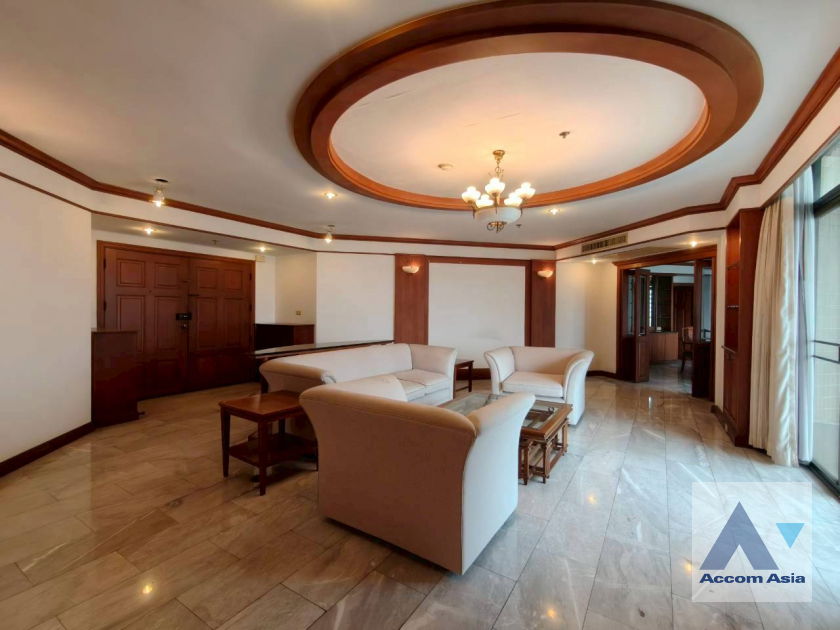 picture 🔼🔽 AccomA 📩 Spacious condo with pool view and natural light (24536) - 2/20