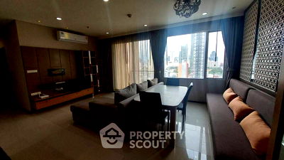 คอนโดให้เช่า : คอนโด 2-ห้องนอน ที่ วิลล่า สาทร ใกล้ BTS กรุงธนบุรี (ID 512530)