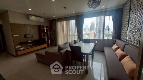 2-BR Condo at Villa Sathorn near BTS Krung Thon Buri (ID 512530)