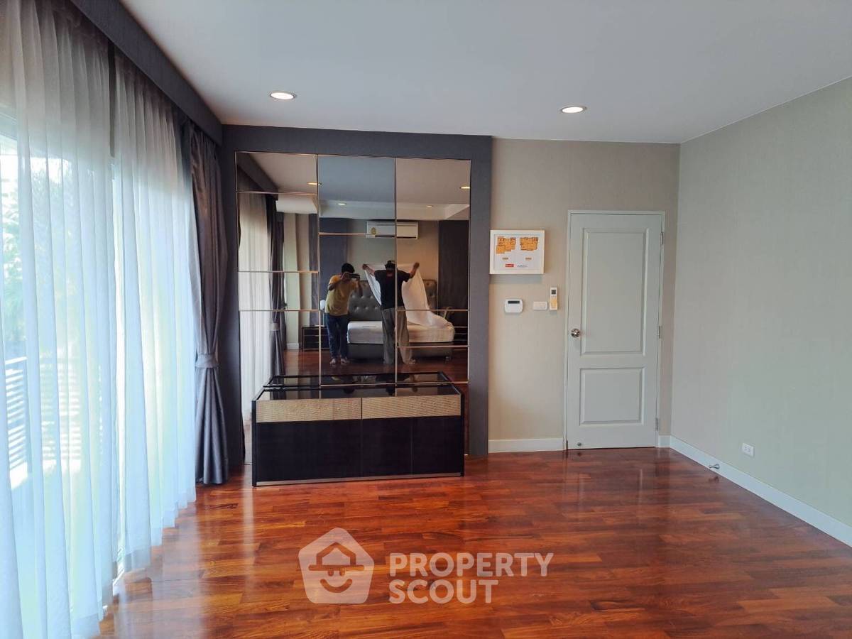 รูป บ้าน 4-ห้องนอน ที่ แกรนด์ บางกอก บูเลอวาร์ด พระราม 9-ศรีนครินทร์ ใกล้ กรุงเทพกรีฑา (ID 2280509) - รูปที่ 13/28
