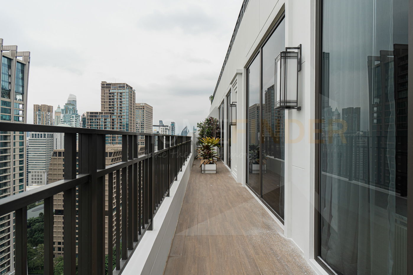 picture MUNIQ Langsuan 3 bedrooms, for rent - 9/10