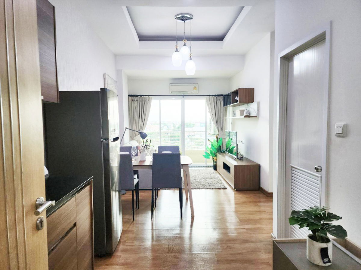 รูป  ให้เช่า คอนโด 2 ห้องนอน Executive suite 63 ตร.ม.  คอนโดเพียร์ 93 รังสิต คลอง 4 ปทุมธานี  แต่งหรู ครบ สังคมคุณภาพ ติดถนนใหญ่ ใกล้วงแหวน ทางด่วน - รูปที่ 1/19