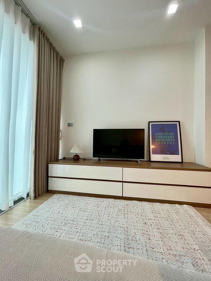 picture 2-BR Condo at Sky Walk Residences near BTS Phra Khanong (ID 2280252) - 4/12