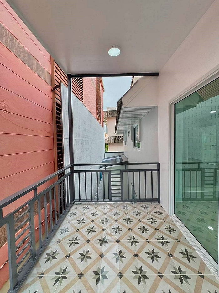 รูป บ้านสวย  รีโนเวทใหม่  หมู่บ้านบัวทอง 2  ทาวน์เฮ้าส์ 3 ห้องนอน   MRT สถานีคลองบางไผ่ อยู่หน้าหมู่บ้าน  ใกล้เซ็นทรัล เวสเกต - รูปที่ 25/28