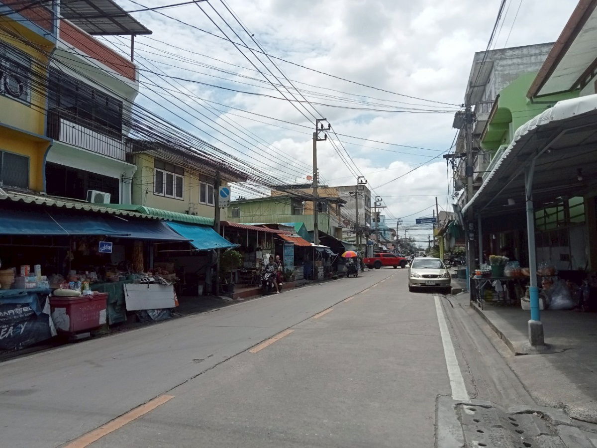 picture For sale: 2 commercial buildings, Setthakit Village, Bang Khae, next to the road, suitable for a shop. - 2/19