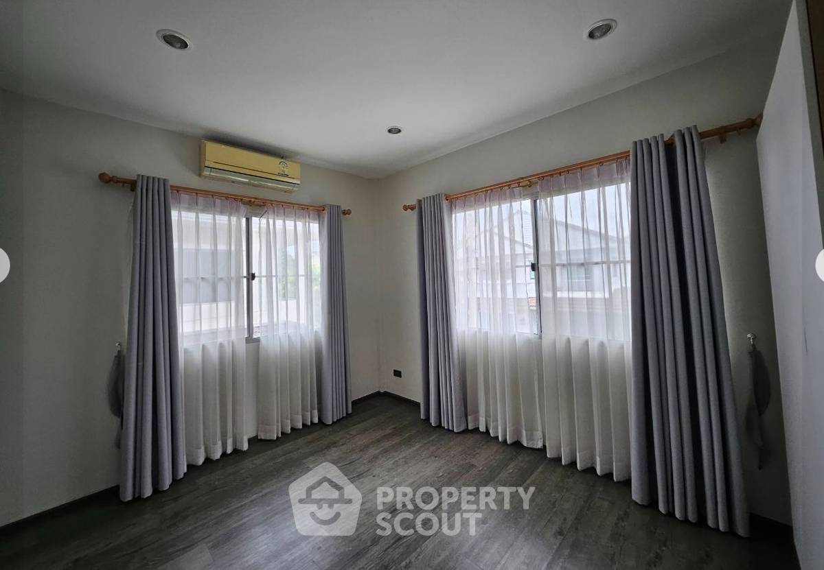รูป บ้าน 3-ห้องนอน ใน บางขุนกอง (ID 2277166) - รูปที่ 10/14