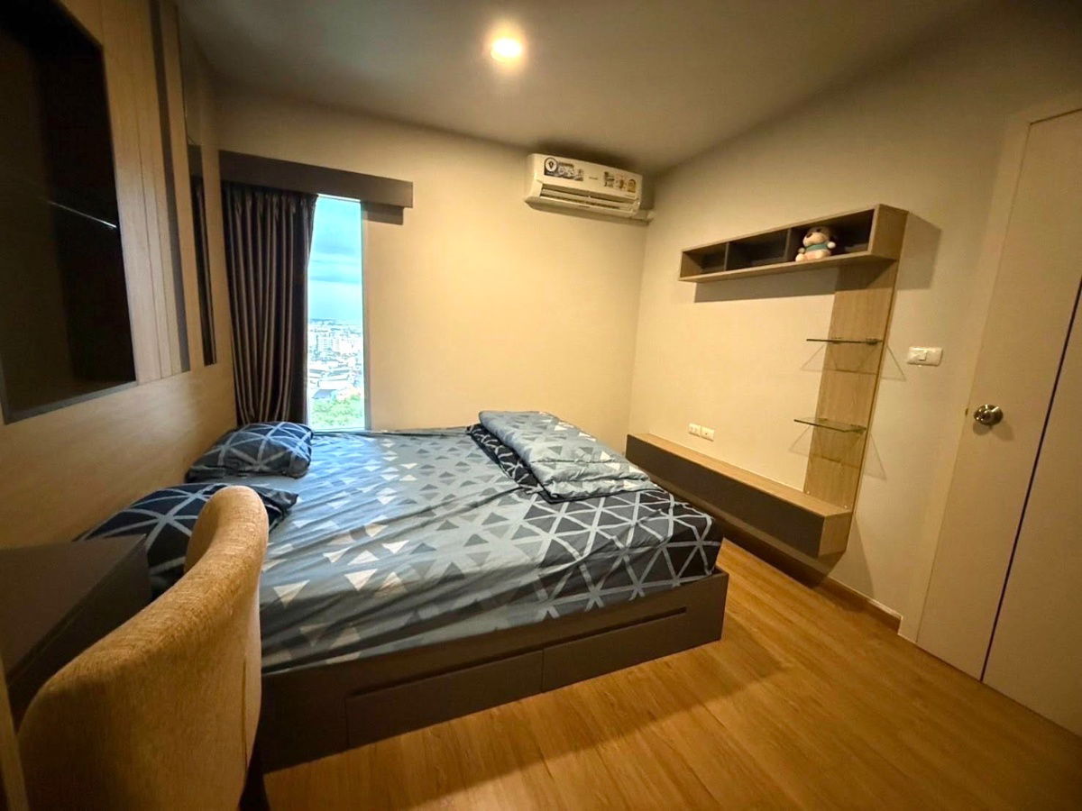 รูป ให้เช่า พลัส 30 เมตร ชั้น 15 วิวสระน้ำ ห้องมุม ทิศใต้ ขนาด 34.65 ตร.ม.  พร้อมอยู่ ● ราคา 11,000 บาท/เดือน - รูปที่ 4/23