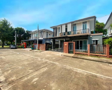 ให้เช่า บ้านเดี่ยว Passorn Prestique Lux พัฒนาการ44 ตกแต่งใหม่ เลี้ยงสัตว์ได้