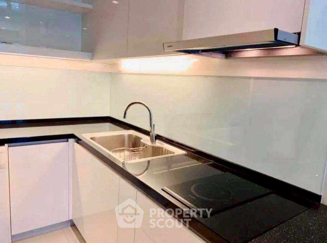 picture 1-BR Condo at Bright Sukhumvit 24 Condominium near BTS Phrom Phong (ID 2279637) - 5/11