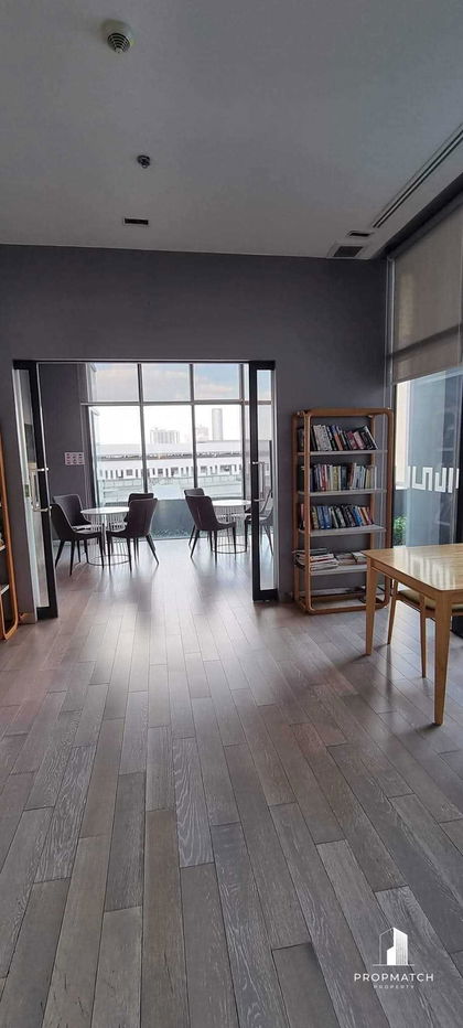รูป ✨Flash Deal ✨ Ideo mobi sathorn ( 2Bed 1Bath 42 SQM.) แต่งครบพร้อมอยู่ !! เพียง 26,500 บาทต่อเดือน Tel.0981315848 @propmatch - รูปที่ 3/12