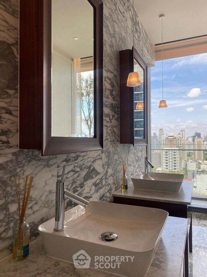picture 3-BR Condo at Khun By Yoo near BTS Thong Lor (ID 1949194) - 7/12