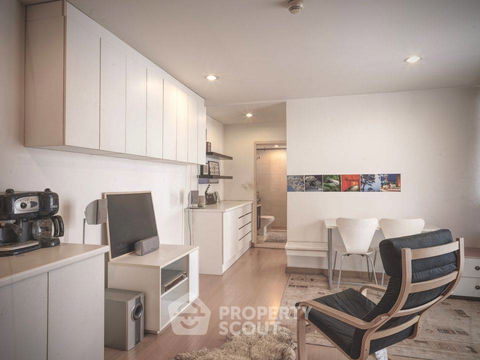 1-BR Condo at The Niche Sukhumvit 49 near MRT Phetchaburi (ID 1072292)