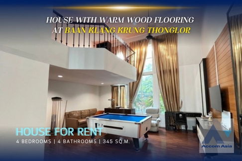 🔼🔽 AccomA 📩 House with warm wood flooring at Baan Klang Krung Thonglor (AA21668)