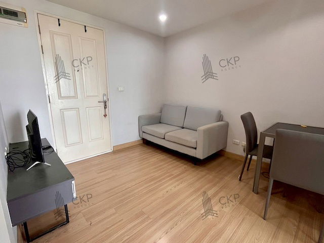 picture Condo The Niche Mono Bangna with tenant, selling below appraised price, room size 29.98 sq m, swimming pool view, fully furnished. - 6/11