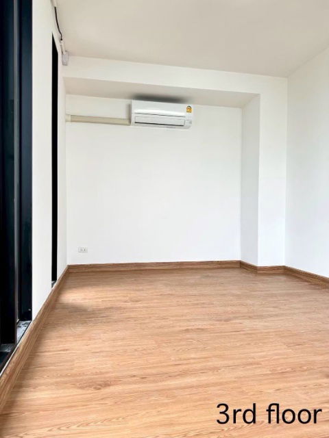 picture WS2717 🏡 Townhome for rent, 4 floors - Areeya Mandarina Sukhumvit 77, corner unit, shady atmosphere, only 50,000 baht/month. - 11/17