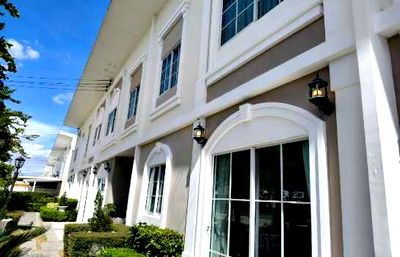 ทาวน์โฮม นครปฐม : ขายทาวน์โฮม2ชั้น โปรโมชั่นพิเศษ ไลโอ สาย 5 – ไร่ขิง