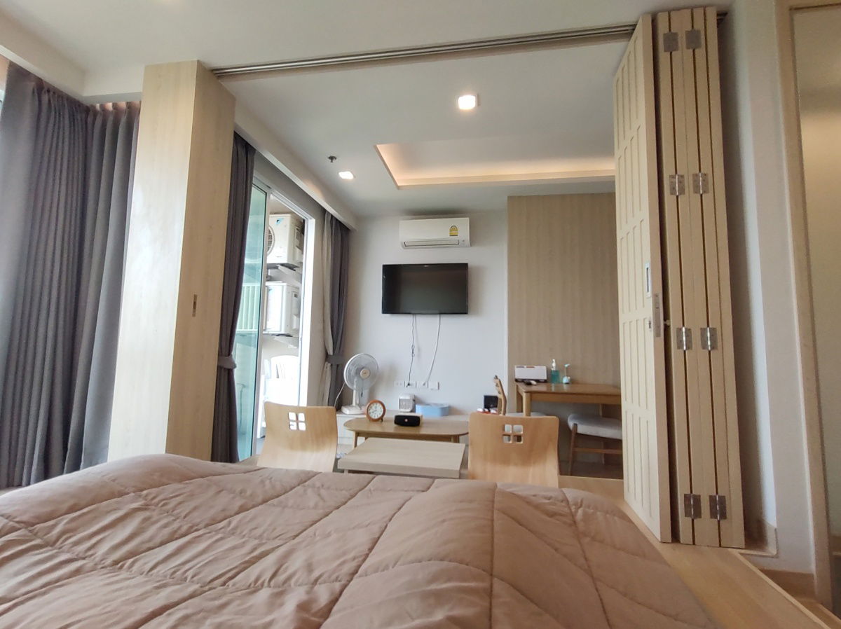 รูป ให้เช่าคอนโดติดทะเล Yuu ศรีราชา ห้องวิวทะเล : 1 ห้องนอน ขนาด 33 ตร.ม. เช่าเพียง 18,000 บาท/เดือน - รูปที่ 4/12
