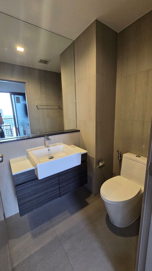 picture Politan aqua riverside condo for rent - 4/6