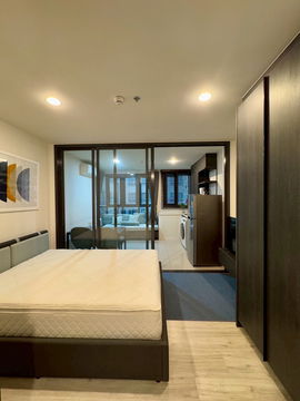 XT Huaikhwang For rent  เอ็กซ์ที ห้วยขวาง >>18,000 baht > Sqm. : 30.1sqm > Room Type: 1 Bedroom (Line ID:  meigood777)