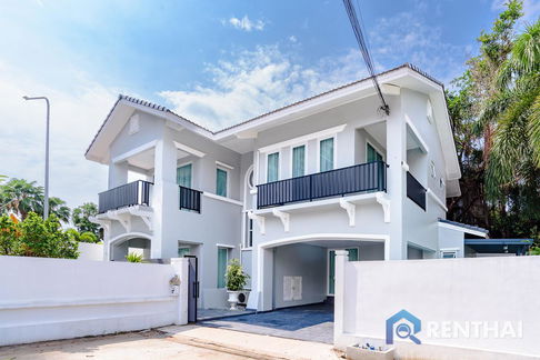 Ready to move in house near to the Beach