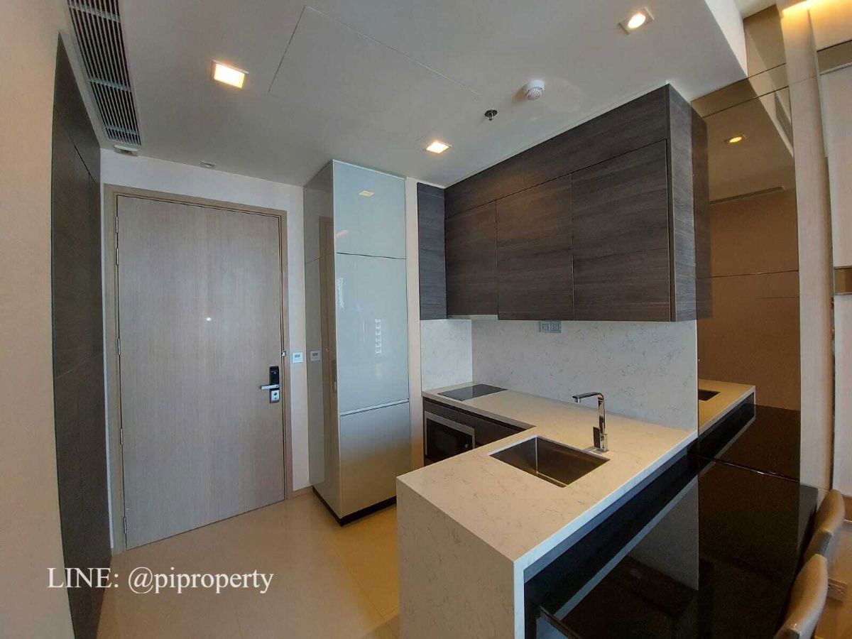 รูป ให้เช่าห้องชุด 1 ห้องนอนตกแต่งครบพร้อมเข้าอยู่ ในย่านเอสเซ่ อโศก ห้องพร้อมเข้าอยู่ ทำเลดีที่สุดในอโศก พร้อมระบบรถไฟฟ้า BTS และ MRT - รูปที่ 11/27
