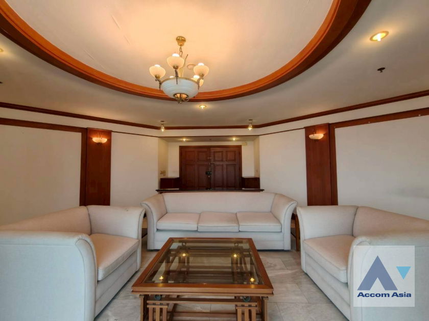 picture 🔼🔽 AccomA 📩 Spacious condo with pool view and natural light (24536) - 3/20