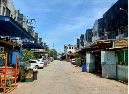รูป อาคารพาณิชย์ เนื้อที่ทั้งหมด 75.2 ตารางเมตร 586/403 หมู่บ้านซิตี้ วิลเลจ ซอย 2/7 ตำบลแพรกษา อำเภอเมืองสมุทรปราการ สมุทรปราการ ราคา 1,590,000 บาท - รูปที่ 2/4