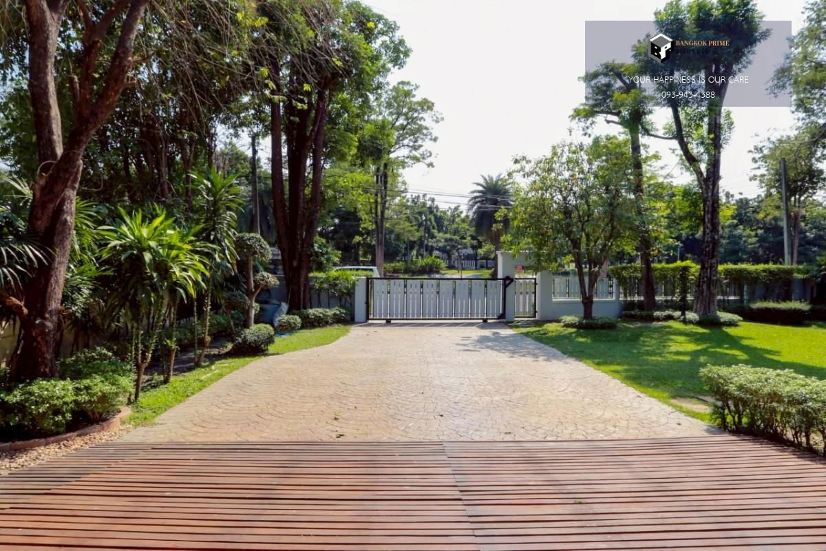 รูป Golden Nakara Onnut 65 | ขายบ้านหรู ตกเเต่งสวยพร้อมอยู่ #2025082511494 - รูปที่ 3/17