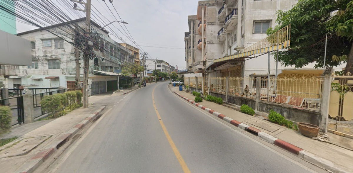 รูป ขายที่ดินเปล่าในซอย เพชรเกษม 48 ทะลุออกถนนบางแวกได้ ใกล้ รร.เซนต์ปีเตอร์ธนบุรี ! - รูปที่ 2/3