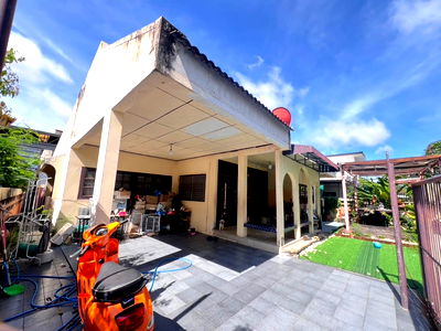 บ้านเดี่ยว เมืองอุบลราชธานี อุบลราชธานี : บ้านเดี่ยวชั้นเดียว ในซอยชวาลานอก 1 ทำเลในเมืองอุบล อยู่ในเขตพื้นที่บริการโรงเรียนเบ็ญฯ