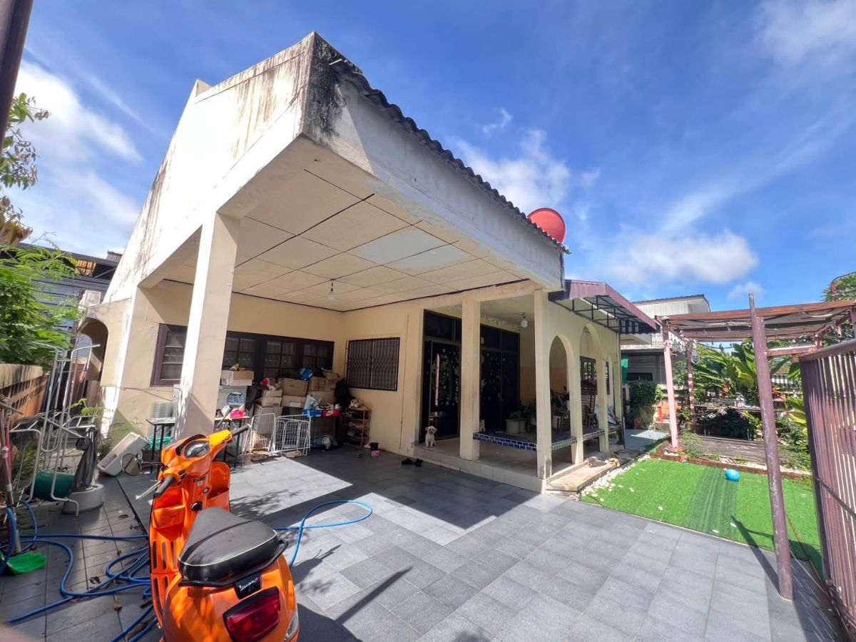 รูป บ้านเดี่ยวชั้นเดียว ในซอยชวาลานอก 1 ทำเลในเมืองอุบล อยู่ในเขตพื้นที่บริการโรงเรียนเบ็ญฯ - รูปที่ 1/3
