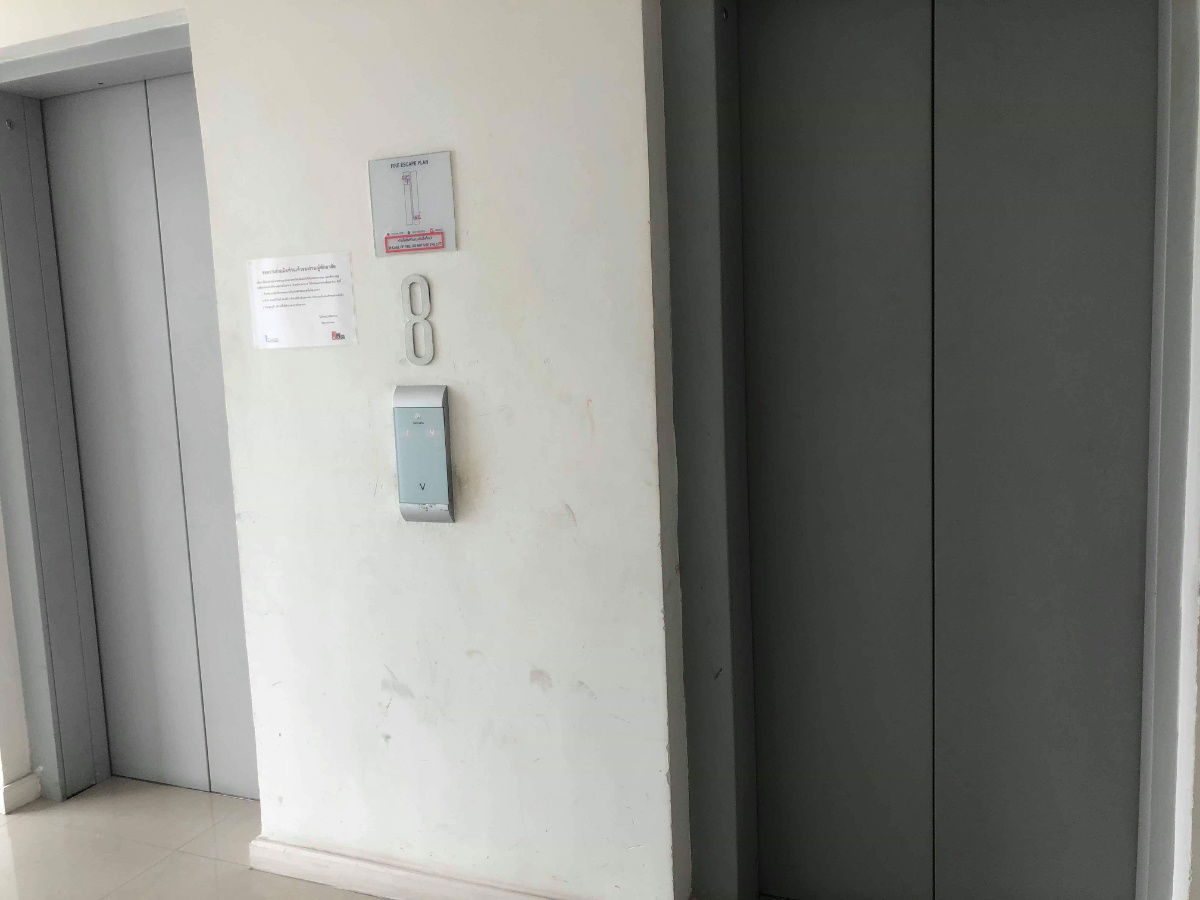รูป ไอคอนโด สุขาภิบาล2 ห้องขนาด 31 ตร.ม.  ตึก A3 ชั้น 8   1 ห้องนอน  1 ห้องน้ำ  1 ห้องครัว  เฟอร์นิเจอร์ พร้อมเข้าอยู่ - รูปที่ 4/23
