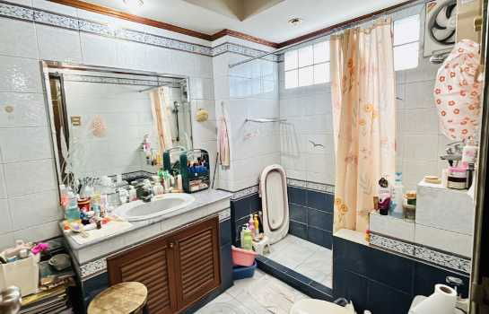 picture Commercial building for sale, Huai Khwang, Suthisan, Inthamara, usable area 300 sq m, size 15 sq wa, on the road - 10/12