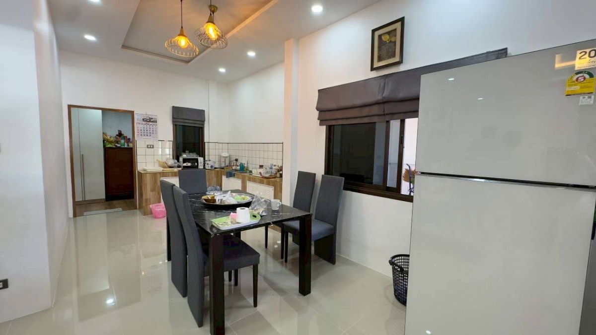 picture Udomsuk Pa Khlok Phuket WR-03678 - 6/12