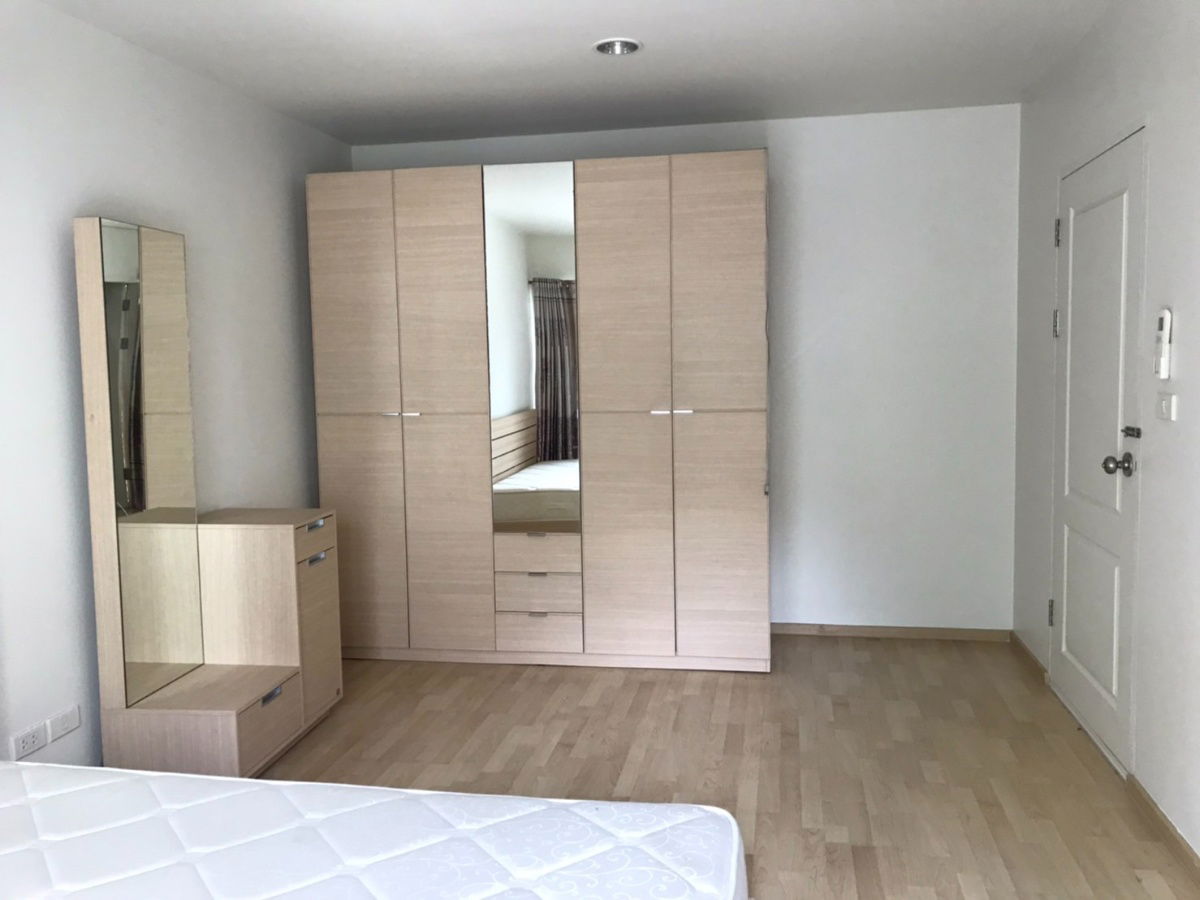 picture For rent: Noble Cube Phatthanakan, beautiful house, ready to move in, no neighbors in front of the house. - 5/12