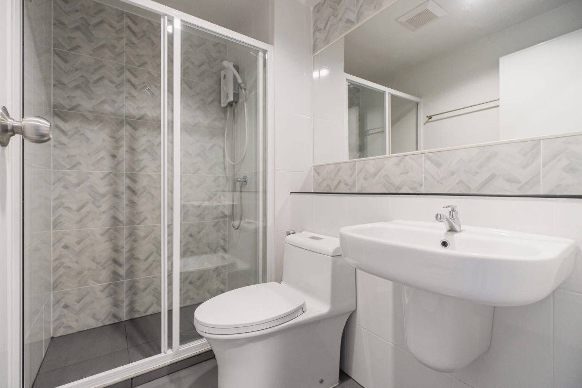 picture 📢 New Listing! Condo for Rent at Regent Home Bangna - 13/13