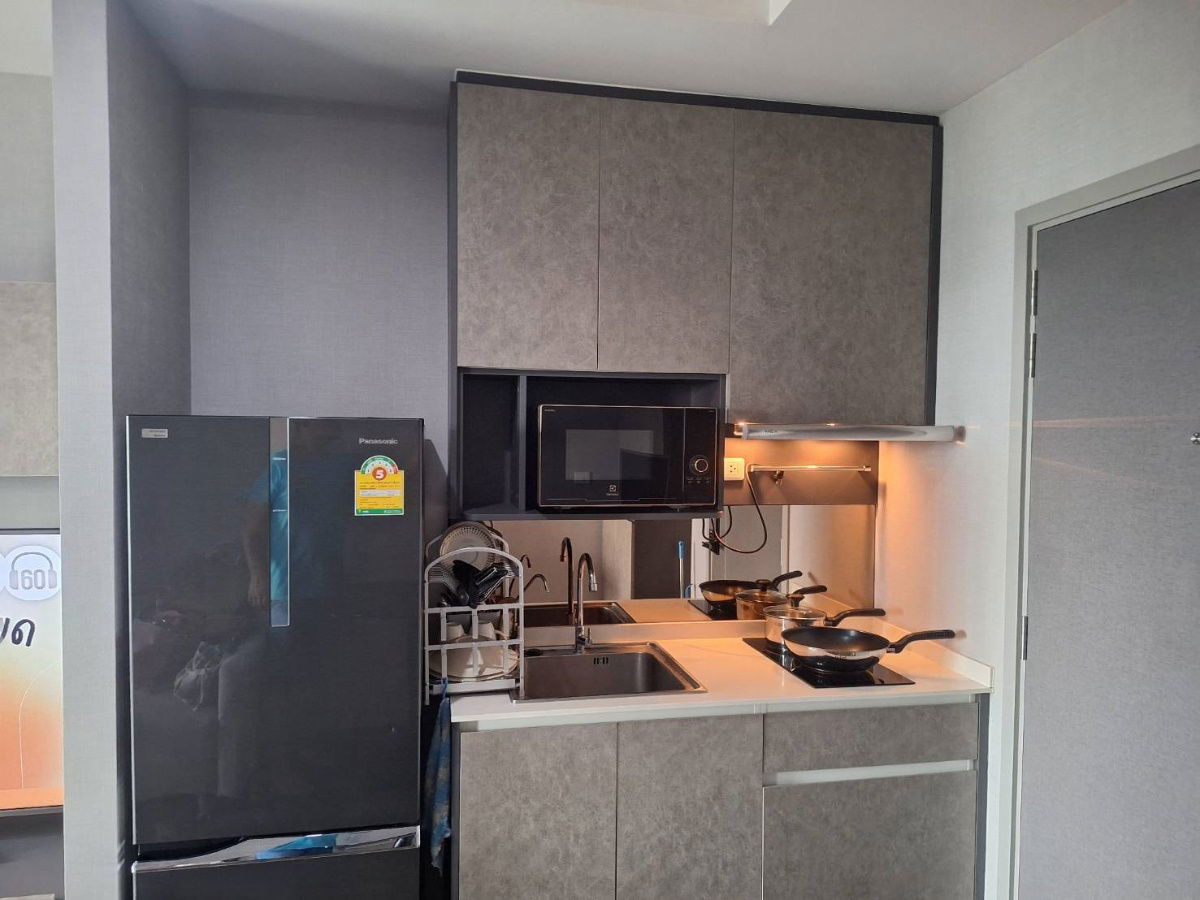 picture For Rent : Ideo Phaholyothin Chatujak :  (1 bed) 36 sq.m. 22,000 THB  Ready to move in - 4/14