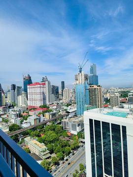 🏙️ ให้เช่า! XT Phayathai – ห้องใหญ่ 45 ตร.ม. คอนโดใหม่ใจกลางพญาไท ใกล้ BTS + Airport Rail Link เดินเพียง 300 เมตร!