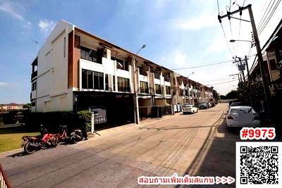 Townhouses for rent : Townhouse for rent, 3 floors, The Private Sukhumvit-Bang Chak, next to BTS Bang Chak