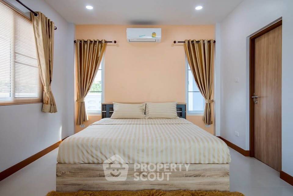 รูป วิลล่า 4-ห้องนอน ใน หนองแก (ID 2280357) - รูปที่ 6/12
