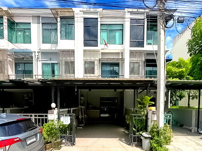 Townhouses for sale Prawet : The Metro Phatthanakan - Srinakarin, only 3.99 million