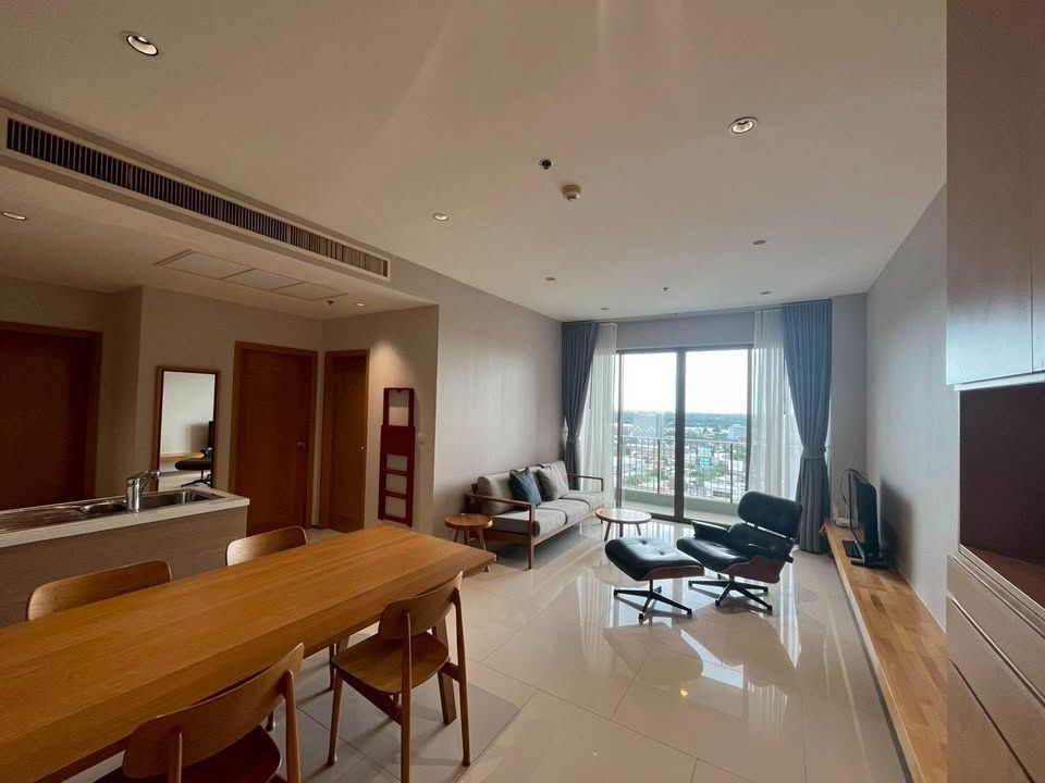 รูป ให้เช่าคอนโด The Emporio Place ใกล้ MRT ศูนย์การประชุมแห่งชาติสิริกิติ์ 50,000 บาท รหัสทรัพย์: RS1591 - รูปที่ 1/8
