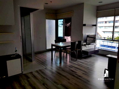 เช่าคอนโด BTS เซนต์หลุยส์ : ✨Flash Deal ✨Centric Sathorn - Saint Louis ( 2Bed 2Bath 59 SQM.) แต่งครบพร้อมอยู่ !! เพียง 35,000 บาทต่อเดือน Tel.0981315848 @propmatch