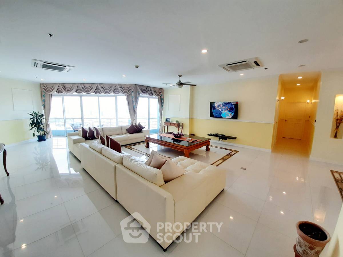 รูป คอนโด 3-ห้องนอน ที่ บ้าน สาทร เจ้าพระยา คอนโดมิเนียม ใกล้ BTS กรุงธนบุรี (ID 513731) - รูปที่ 6/13