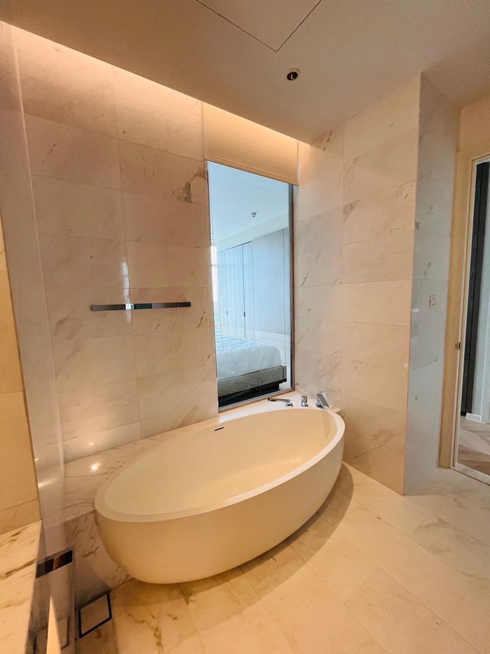 picture For rent  Four Seasons Private Residences Bangkok  2 Bedrooms 2 Bathroom - 12/37