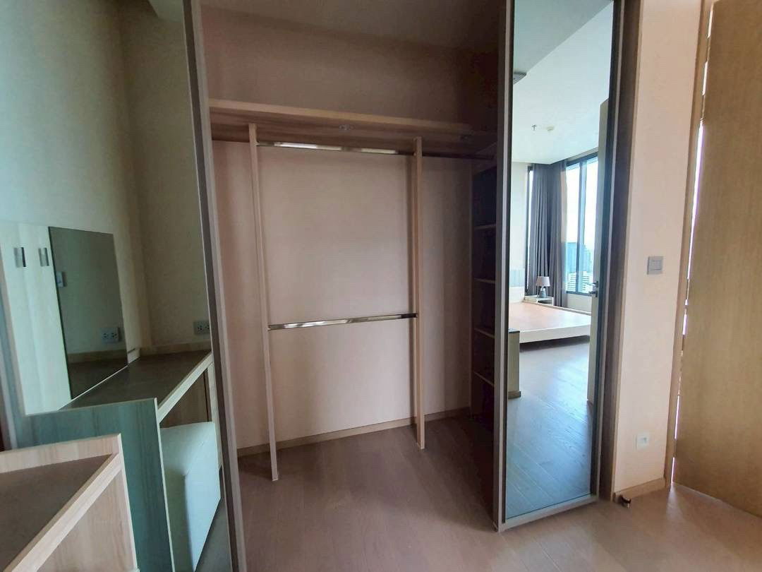 picture For Rent »  The Esse Asoke (ST-02) 🚩Prime location condo Next to BTS Asoke & MRT Sukhumvit  - 5/11