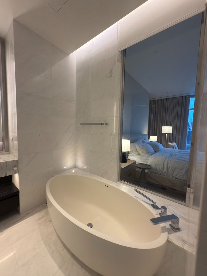 picture For rent  Four Seasons Private Residences Bangkok  2 Bedrooms 2 Bathroom - 23/37
