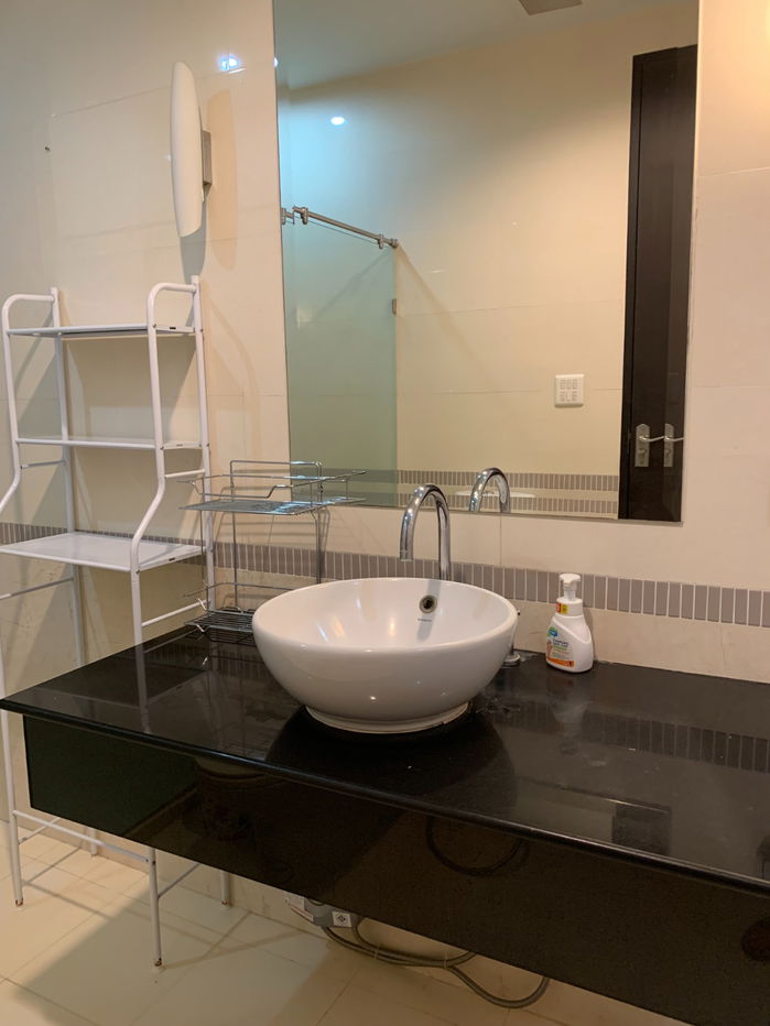 picture For Rent : Baan Klang Krung Siam - Pathumwan  (1 bed) 54 sq.m. 24,000 THB  Tel. 0642698033 Mew  - 4/10